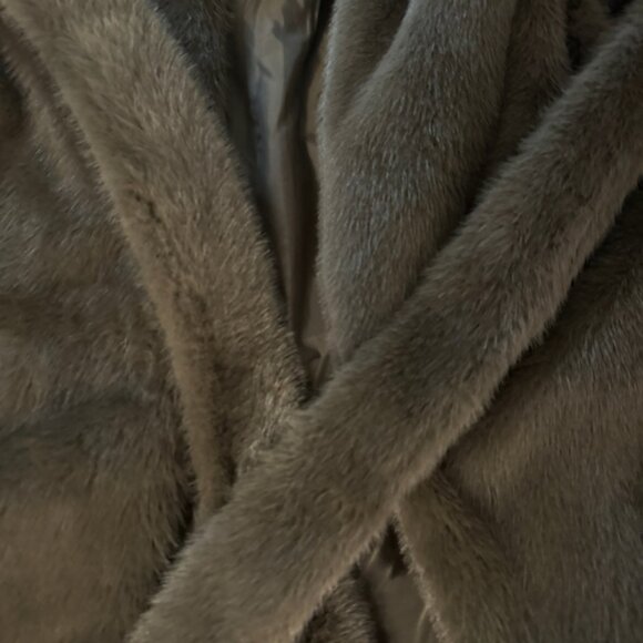 Rebecca Minkoff faux fur wrap coat w hood - NEW W TAGS - sz Small - brown - Picture 4 of 14